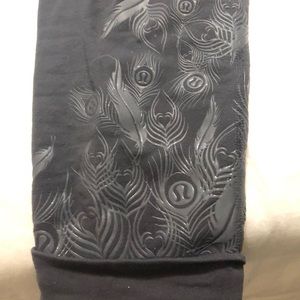 Dark grey lululemon crop leggings